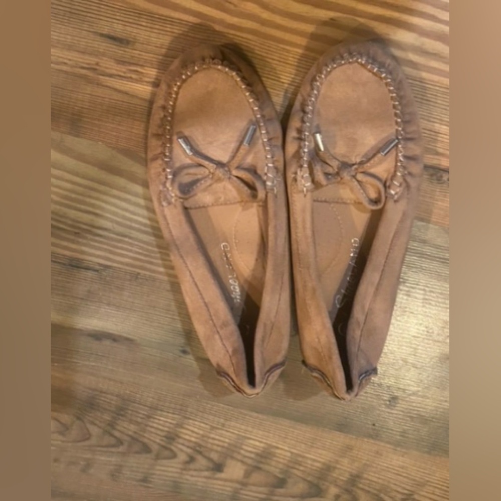 Womens moccasins